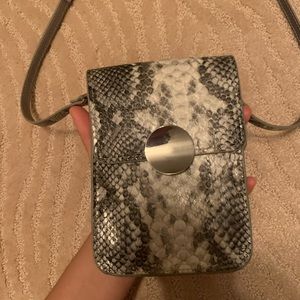 ❗️FREE - Leather cross body purse❗️